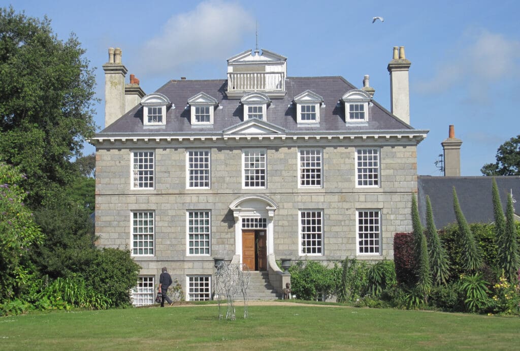 Sausmarez Manor, St. Martin, Guernsey